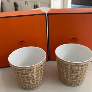 Hermes cups